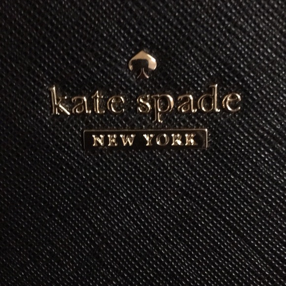 🚫 SOLD ⚠️    Kate Spade ♠️ Crossbody - Picture 2 of 8
